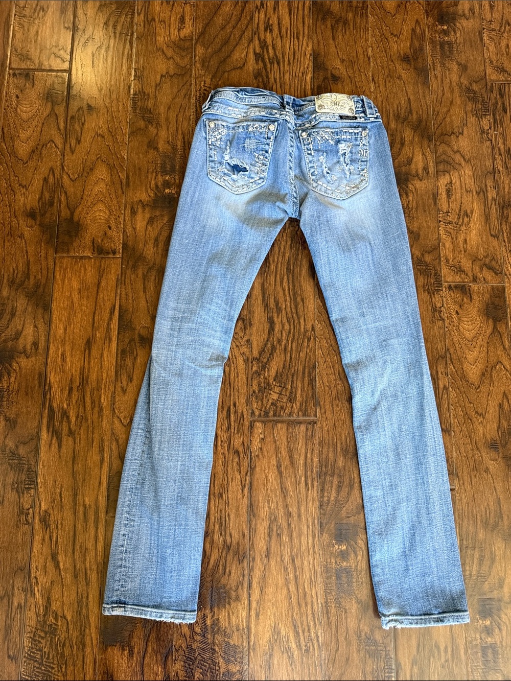 Miss Me Signature Light Blue Straight Leg Jeans Embellished Back Pockets,size 27 - Picture 4 of 9